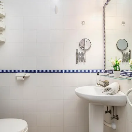 Apartment Alboran 208 *